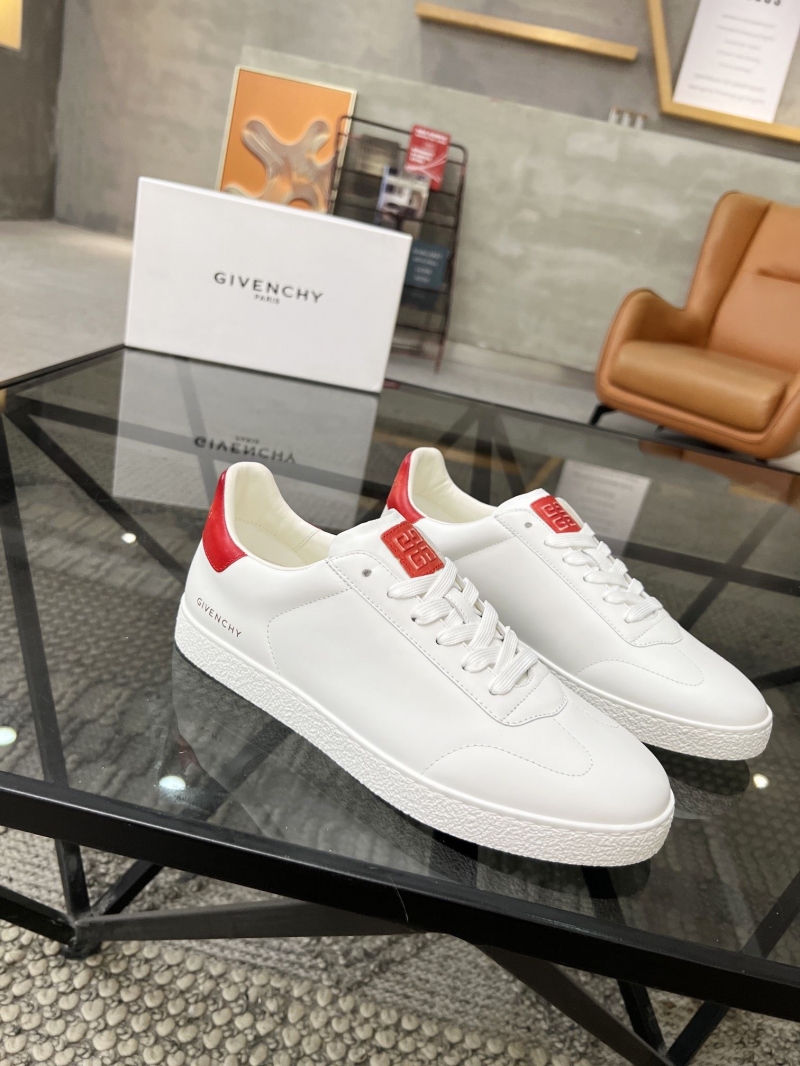 Givenchy Sneakers